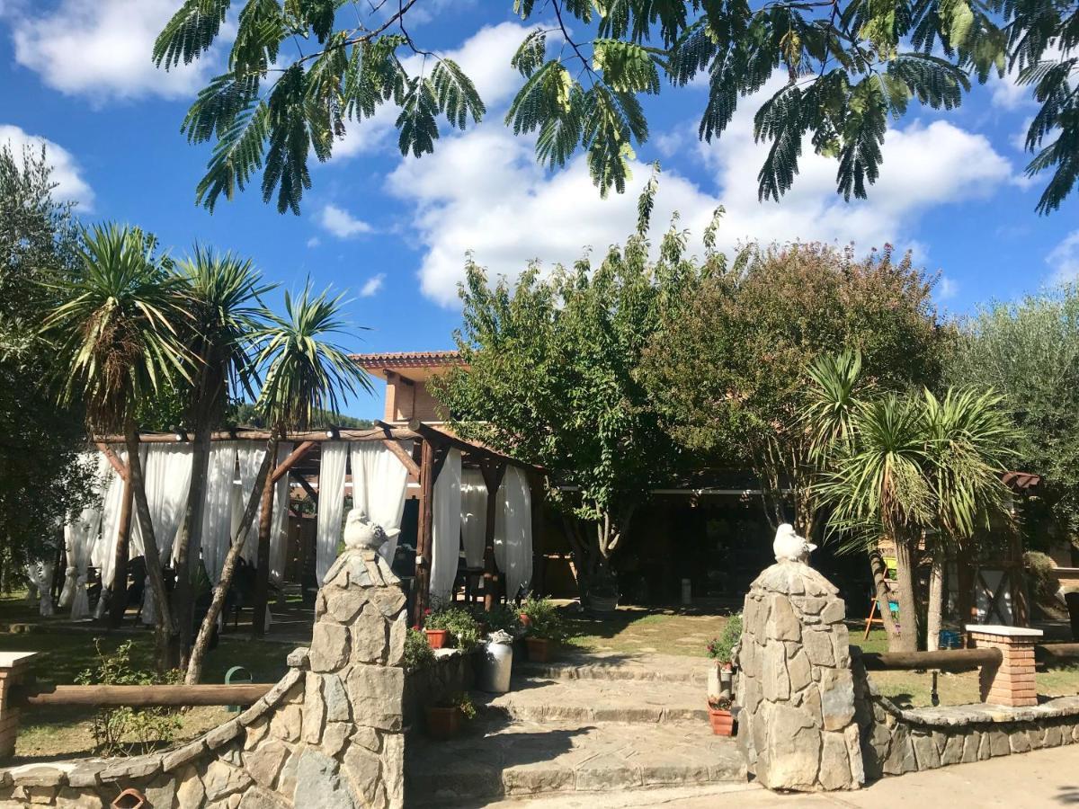 Agriturismo A Casa Di Susanna Santo Stefano del Sole Exteriér fotografie